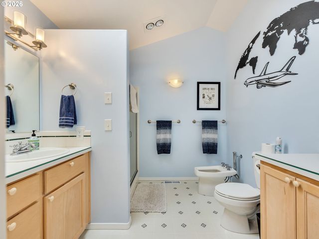 89742 OCEAN Dr, Warrenton, OR 97146