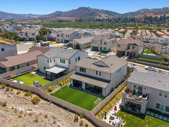 35335 Ponderosa Pl, Fallbrook, CA 92028