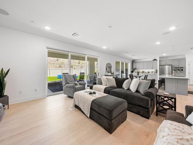 35335 Ponderosa Pl, Fallbrook, CA 92028