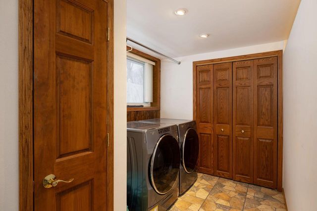 214 Church DRIVE, La Crosse, WI 54603