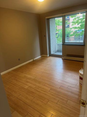 132-03 Sanford Avenue 2F, Flushing, NY 11355