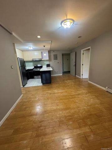 132-03 Sanford Avenue 2F, Flushing, NY 11355