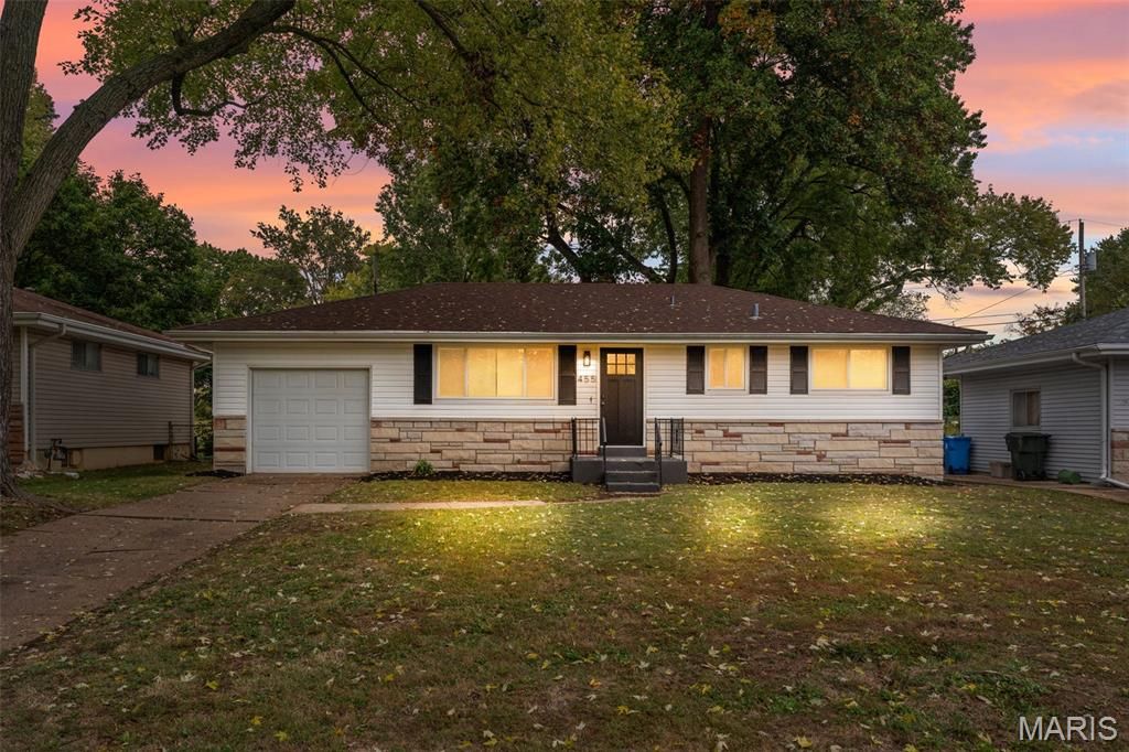 455 Myrtle Drive, Florissant, MO 63031