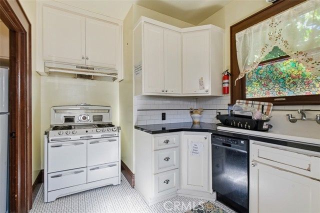 13504 Earlham, Whittier, CA 90602