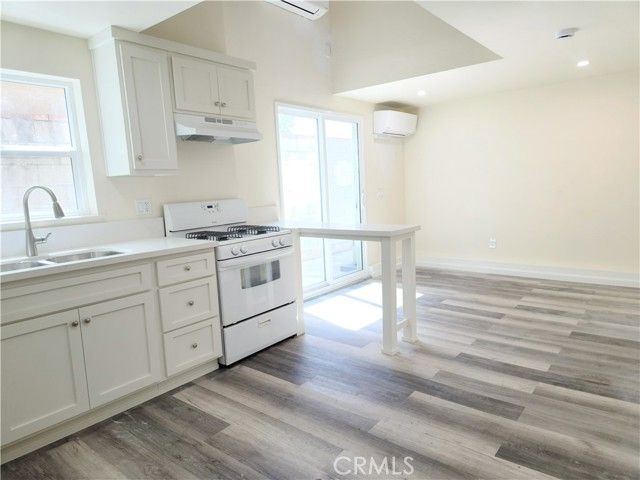 13504 Earlham, Whittier, CA 90602