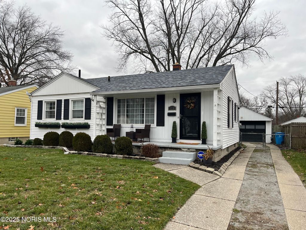 5238 Sheila Drive, Toledo, OH 43613