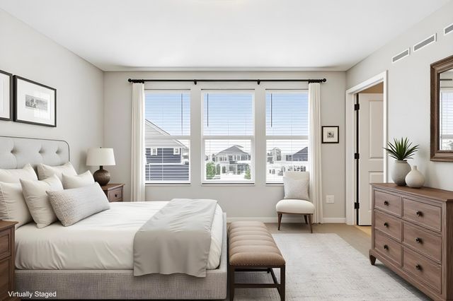 9597 4th Street N, Lake Elmo, MN 55042