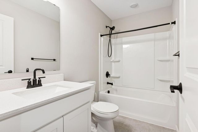 9597 4th Street N, Lake Elmo, MN 55042