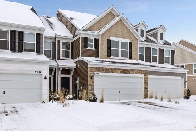 9597 4th Street N, Lake Elmo, MN 55042