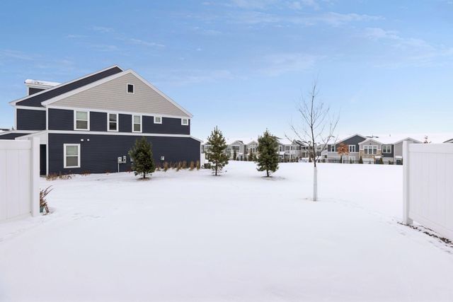 9597 4th Street N, Lake Elmo, MN 55042