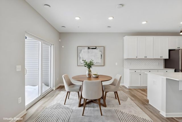 9597 4th Street N, Lake Elmo, MN 55042