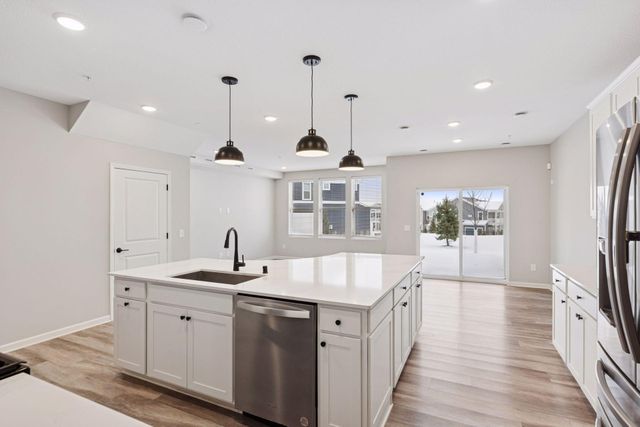 9597 4th Street N, Lake Elmo, MN 55042