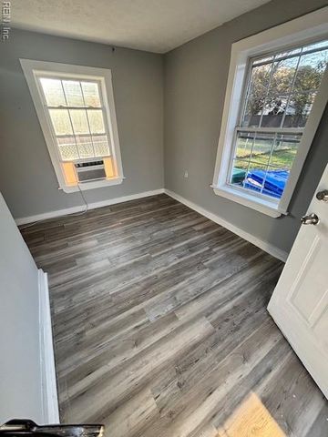 621 Center AVE, Newport News, VA 23601