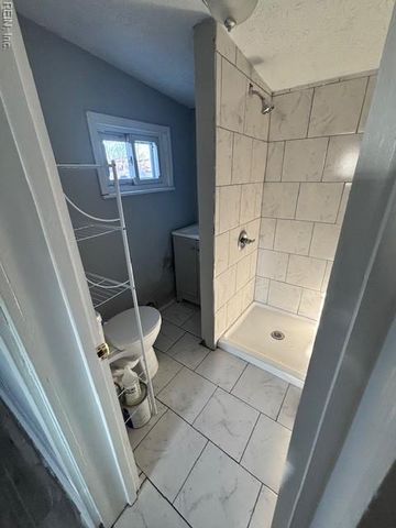 621 Center AVE, Newport News, VA 23601