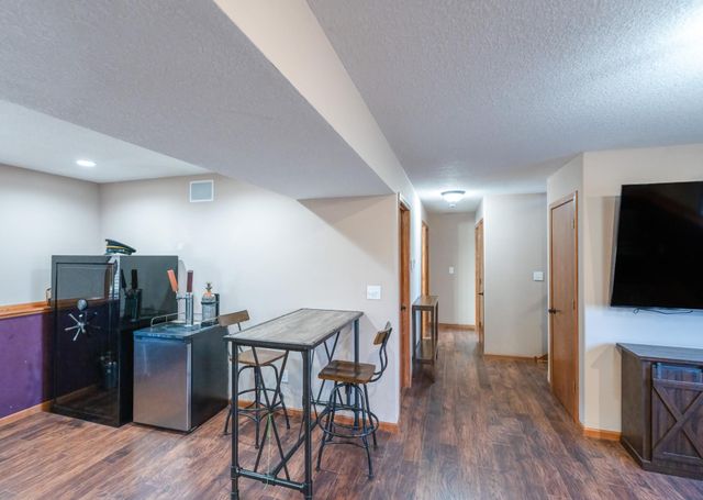 900 9th Street NW, Kasson, MN 55944