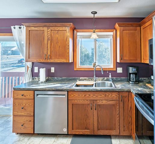 900 9th Street NW, Kasson, MN 55944