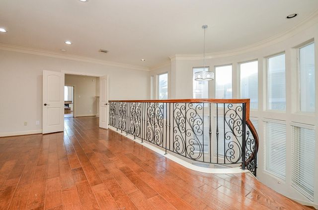 5512 Hidalgo Street, Houston, TX 77056