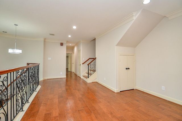 5512 Hidalgo Street, Houston, TX 77056