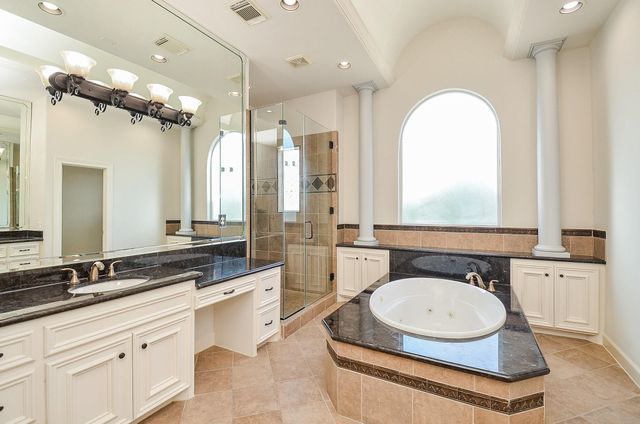 5512 Hidalgo Street, Houston, TX 77056