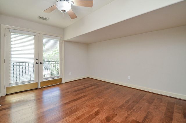 5512 Hidalgo Street, Houston, TX 77056