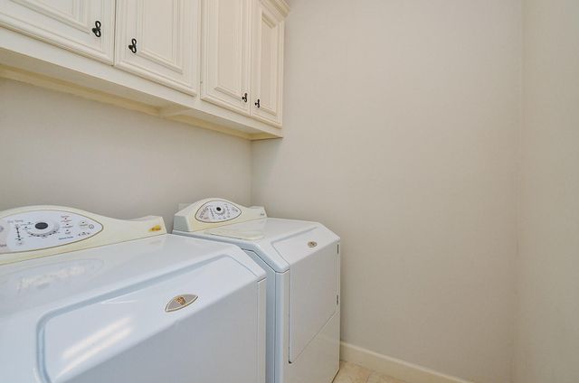 5512 Hidalgo Street, Houston, TX 77056