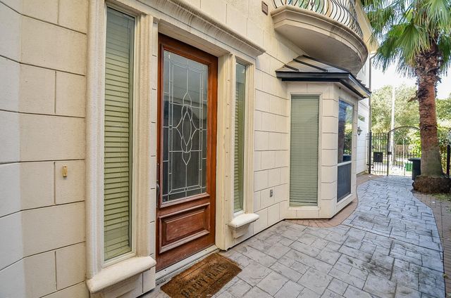 5512 Hidalgo Street, Houston, TX 77056
