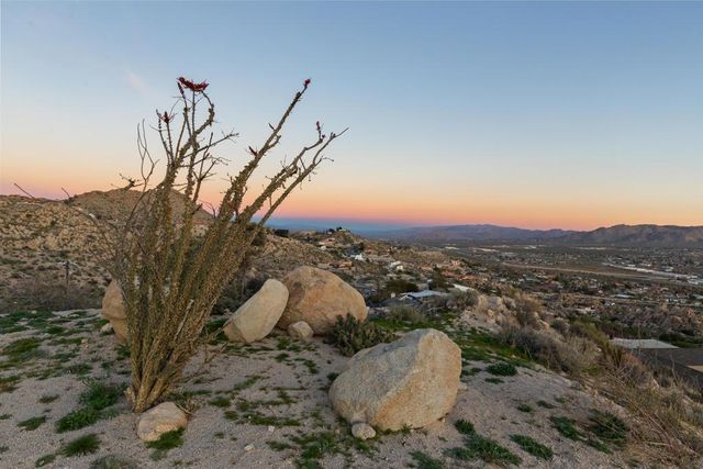 57075 Farrelo Court, Yucca Valley, CA 92284