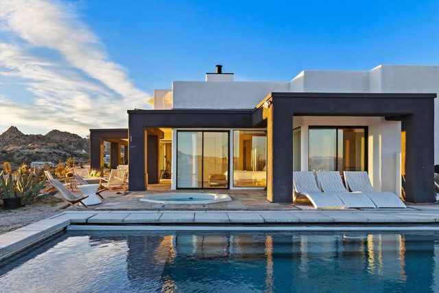 57075 Farrelo Court, Yucca Valley, CA 92284