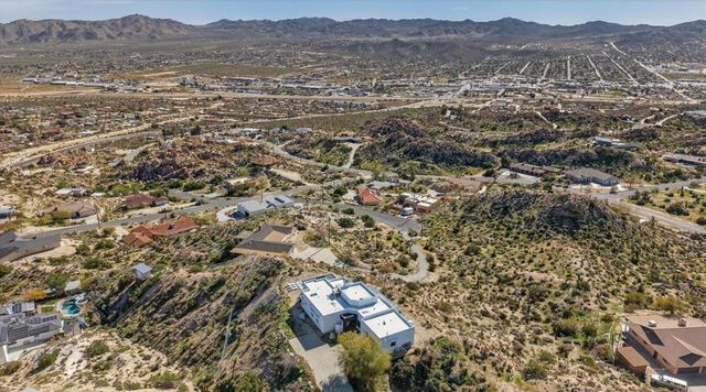 57075 Farrelo Court, Yucca Valley, CA 92284
