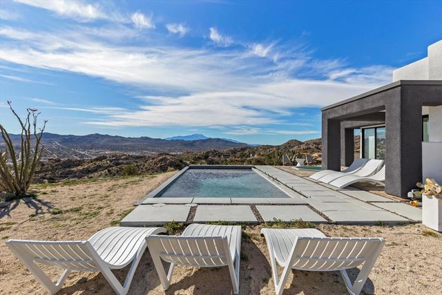 57075 Farrelo Court, Yucca Valley, CA 92284