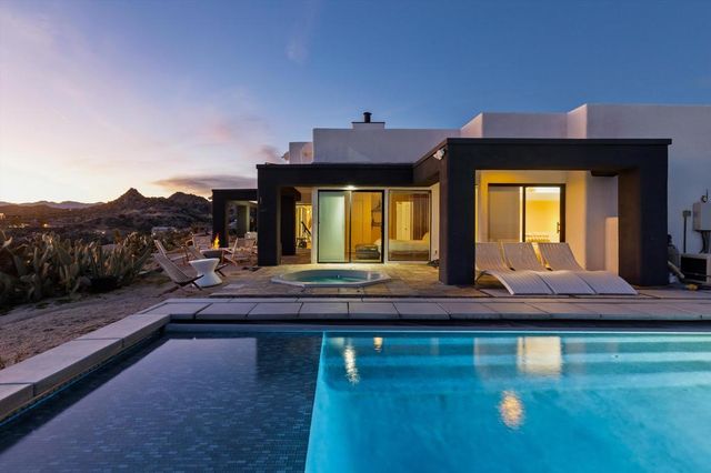 57075 Farrelo Court, Yucca Valley, CA 92284