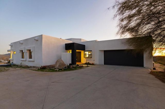 57075 Farrelo Court, Yucca Valley, CA 92284