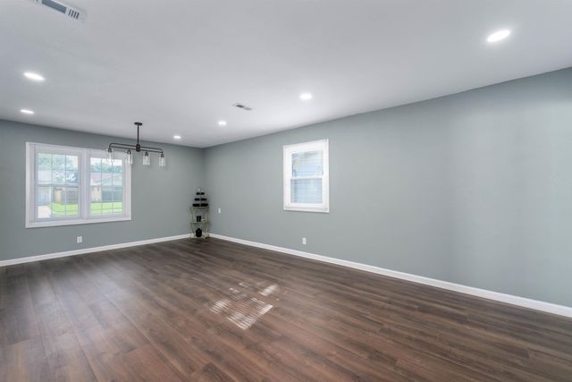 4304 W Edminster St, Wichita, KS 67212