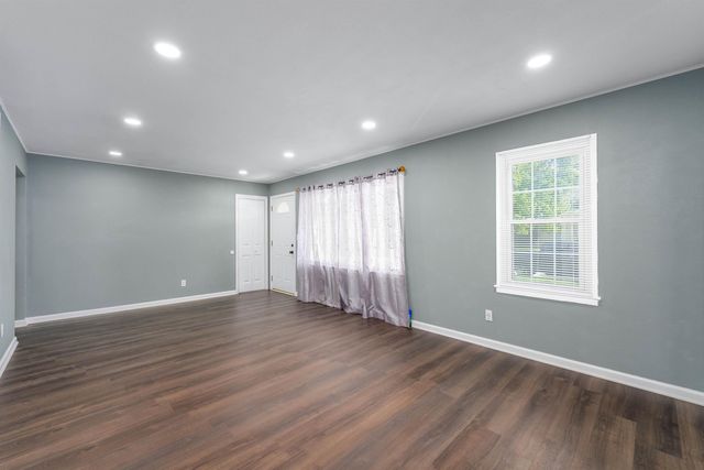 4304 W Edminster St, Wichita, KS 67212