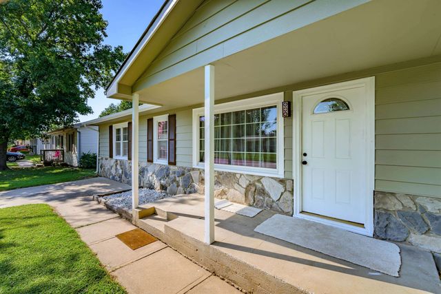 4304 W Edminster St, Wichita, KS 67212