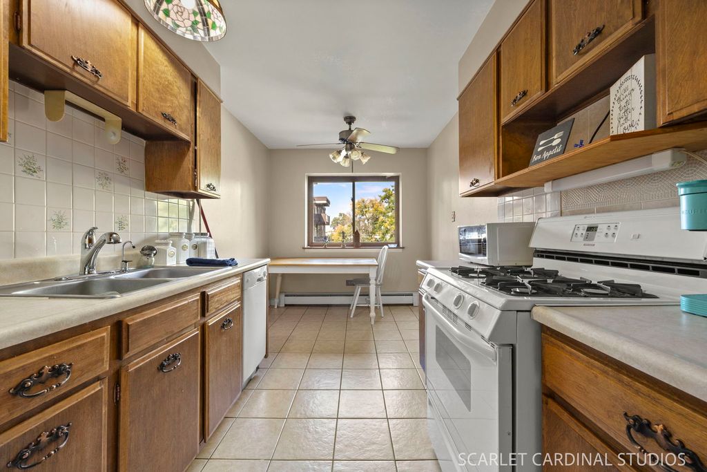 1321 S Finley Road 308, Lombard, IL 60148 — photo 5