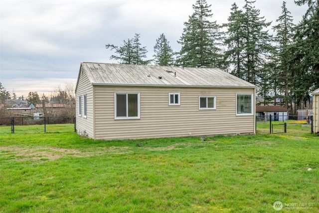 544 NE Easy Street, Oak Harbor, WA 98277