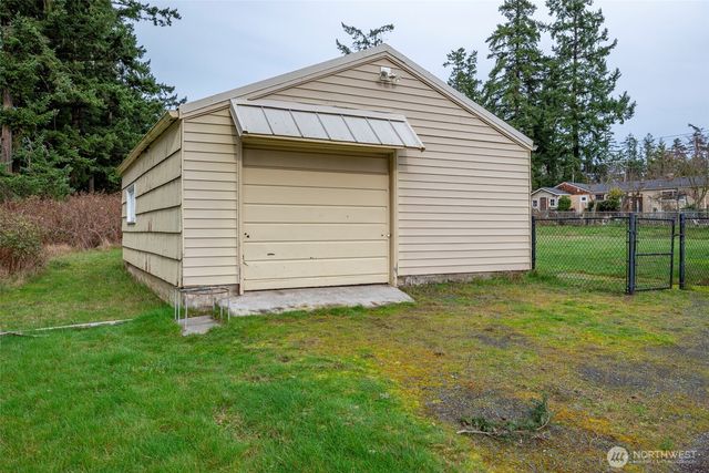 544 NE Easy Street, Oak Harbor, WA 98277