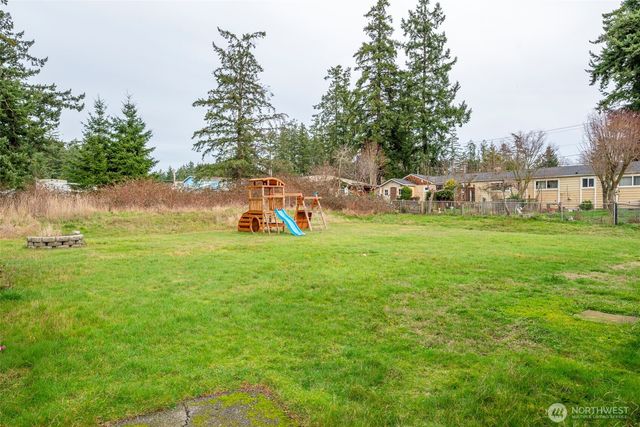 544 NE Easy Street, Oak Harbor, WA 98277