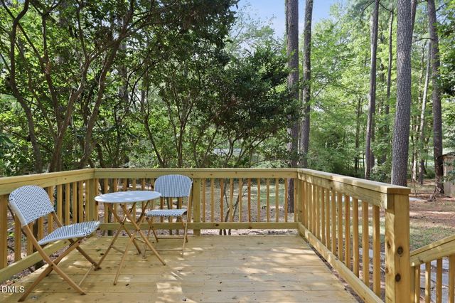 2304 Nelson Highway, Chapel Hill, NC 27517