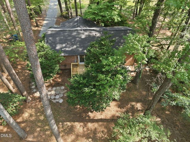 2304 Nelson Highway, Chapel Hill, NC 27517