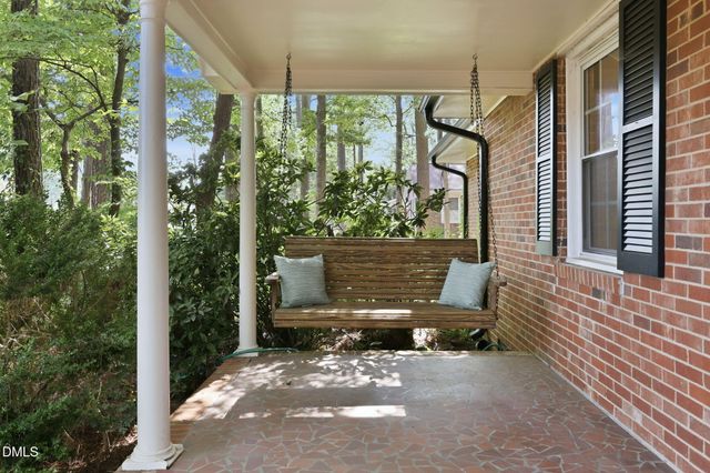 2304 Nelson Highway, Chapel Hill, NC 27517