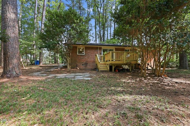 2304 Nelson Highway, Chapel Hill, NC 27517