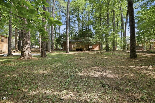 2304 Nelson Highway, Chapel Hill, NC 27517