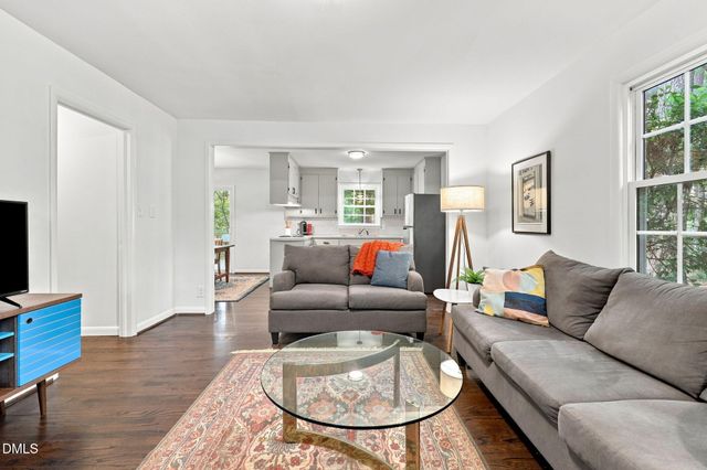 2304 Nelson Highway, Chapel Hill, NC 27517
