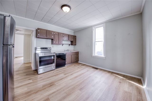 125 Jefferson St, Evans City Boro, PA 16033