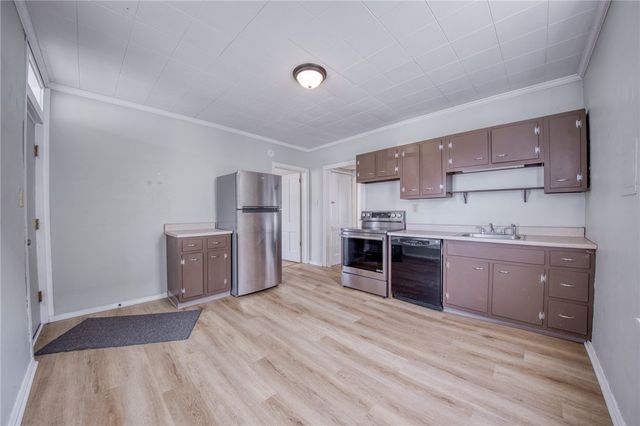 125 Jefferson St, Evans City Boro, PA 16033