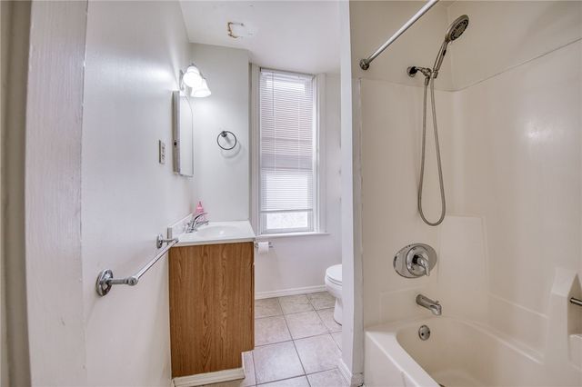 125 Jefferson St, Evans City Boro, PA 16033