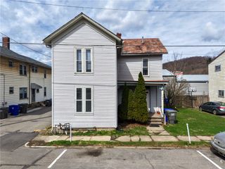 125 Jefferson St, Evans City Boro, PA 16033