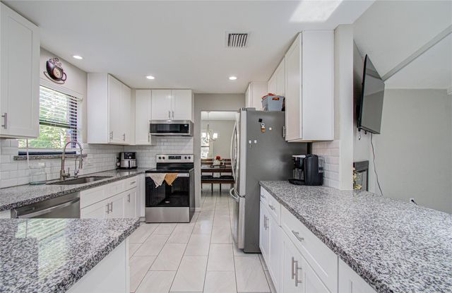 2507 Encreek Road, Houston, TX 77068